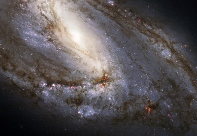 M66 Intermediate spiral galaxy by the Hubble Space Telescope (NASA/ESA/The Hubble Heritage Team STScI/AURA)